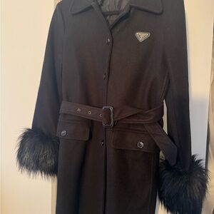 Elegant Black Coat with Faux Fur Trim